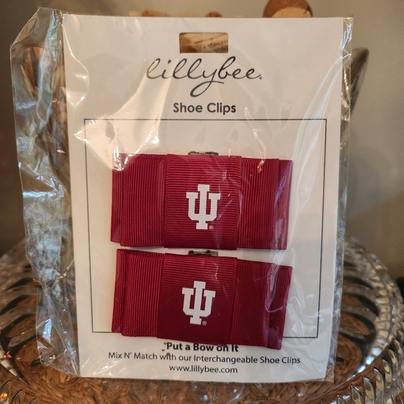 Indiana Hoosiers Lillybee‎ U Shoe Clips NCAA Sorority Cheer Alumn 📣 - Picture 1 of 2